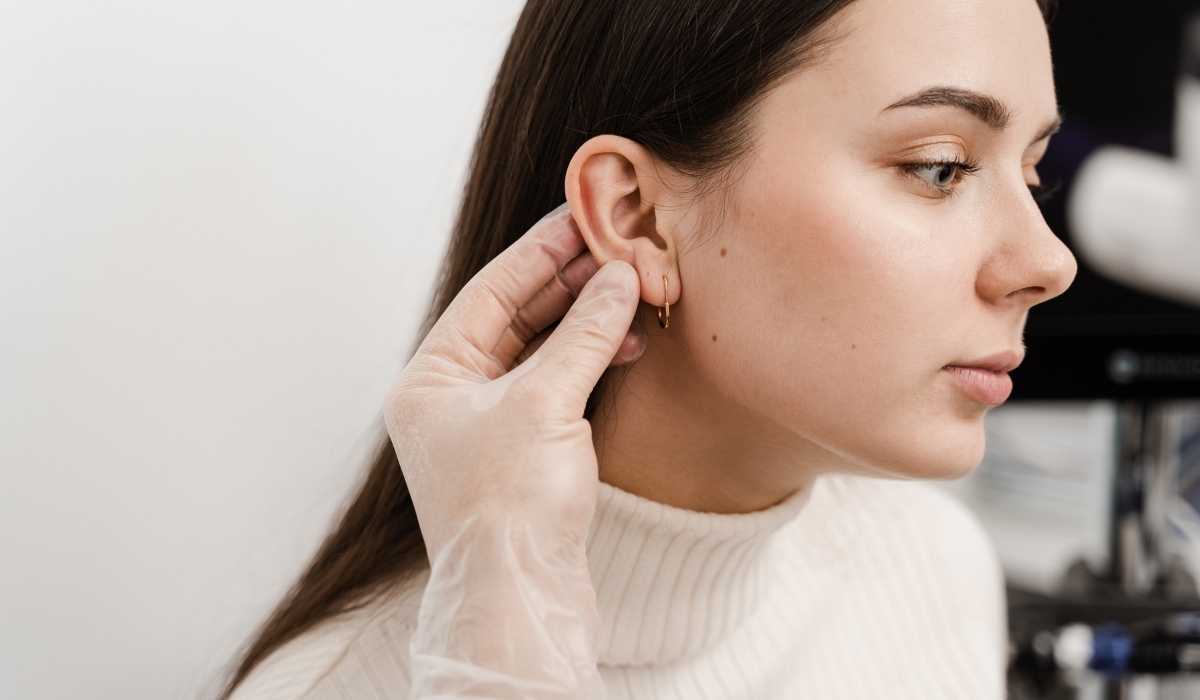 افضل-جراح-تجميل-لعملية-تجميل-الأذن